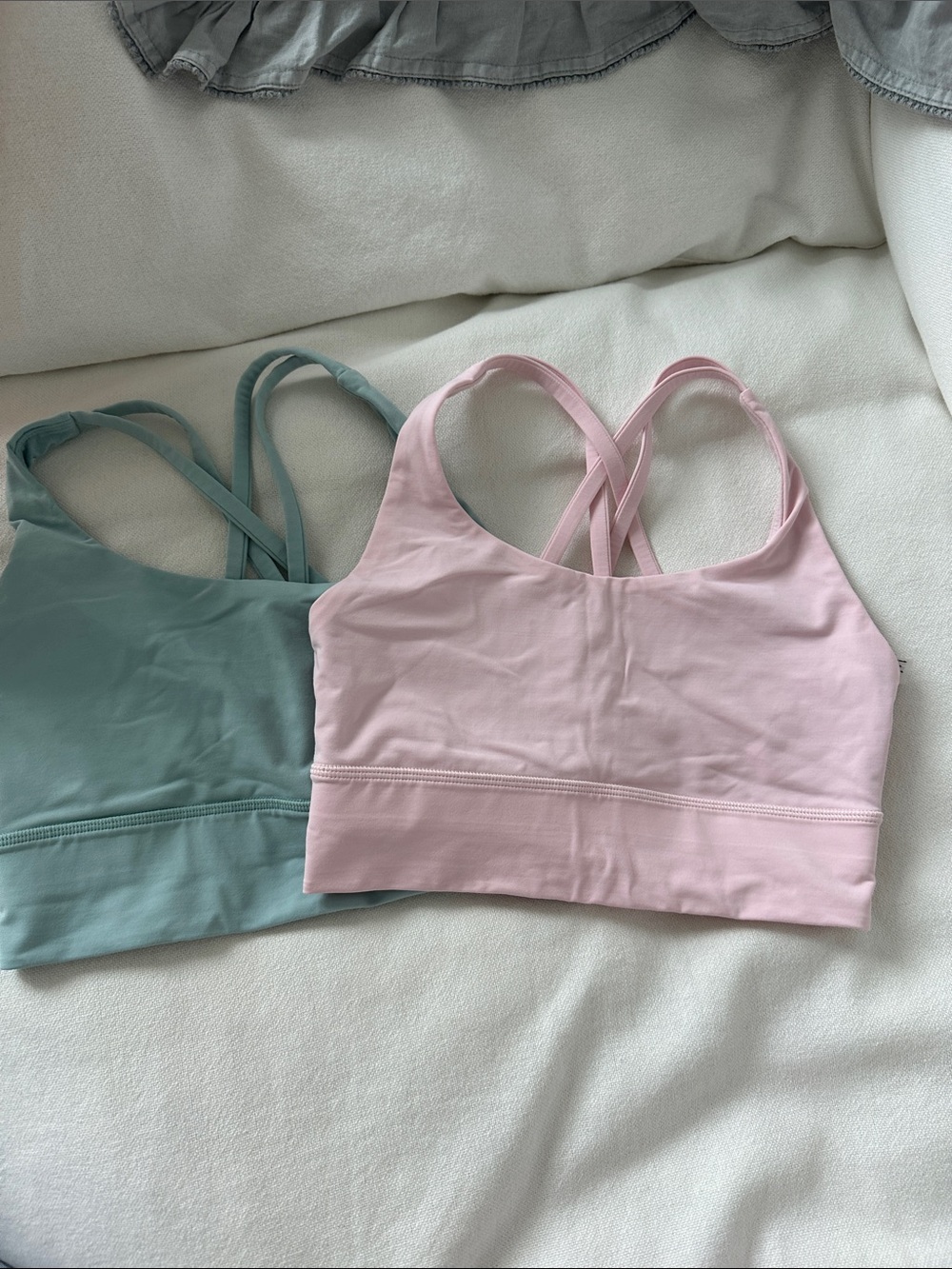 Lululemon sports bra bundle